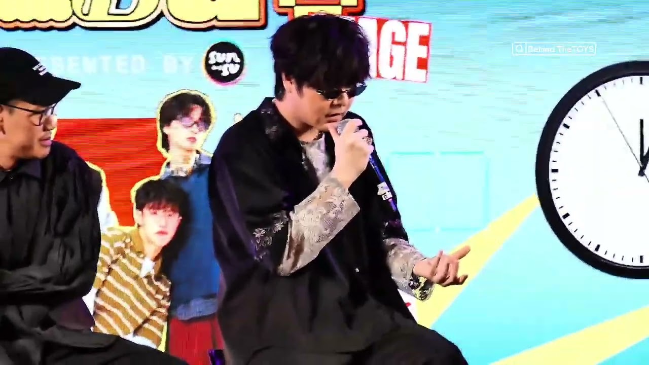 During the stage interview, please support Triple V (VVV) 🧸🎮🎸 The Toys @ Debut stage &ldquo;VVV&rdquo; Centra...