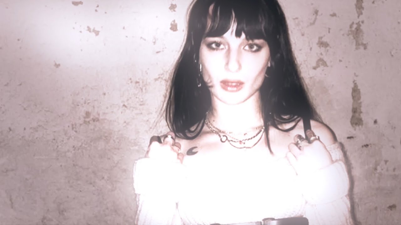 ⋆ ˚｡ Alice Pagani cc ⋆୨୧˚