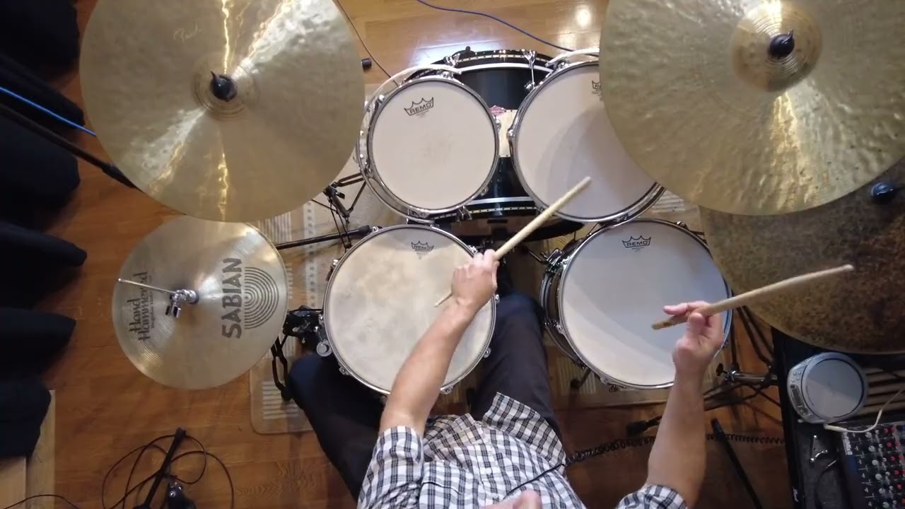 Sin Fronteras for Percussion Ensemble -Drum Set Part