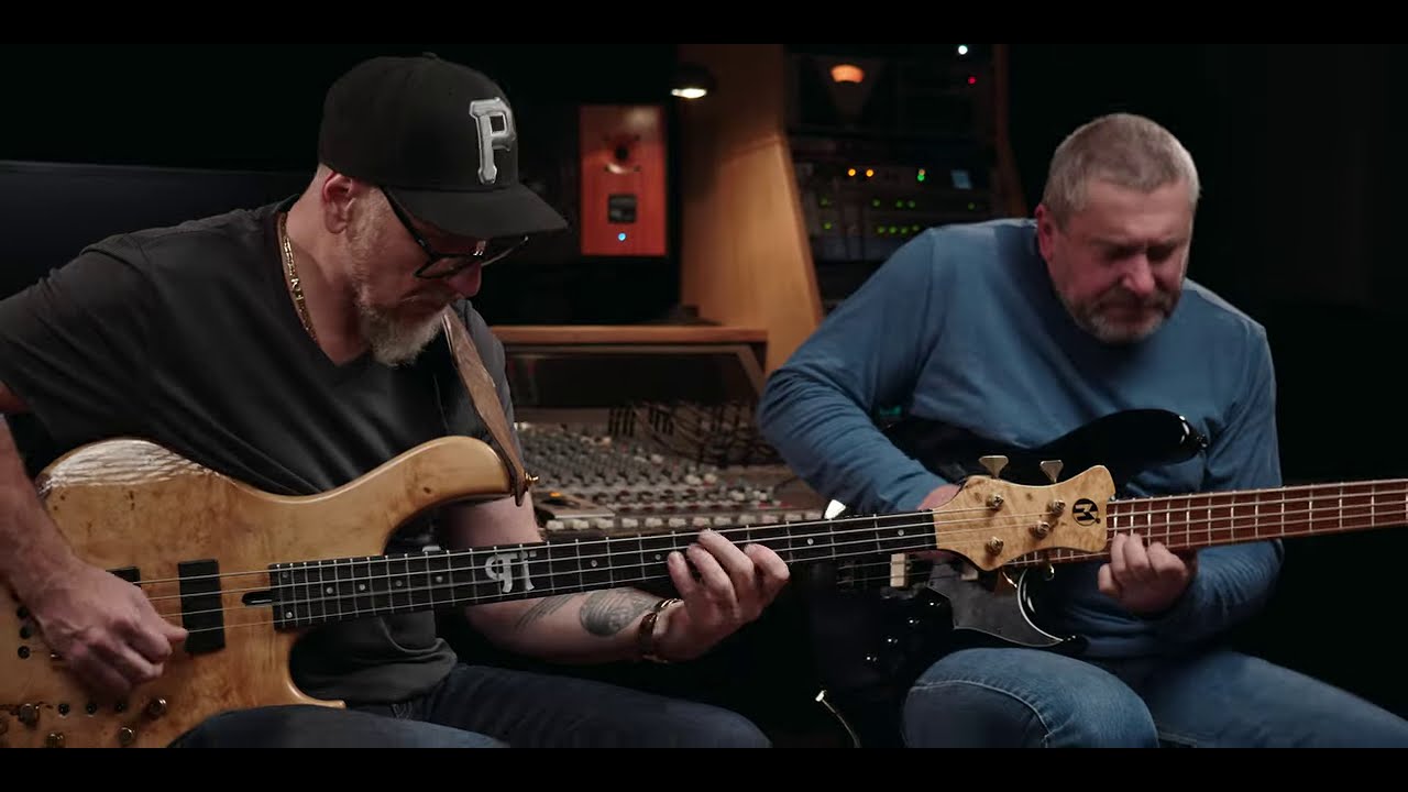Wojtek Pilichowski, Adrian Maruszczyk & Lukas Kuban - „MAD WORLD”