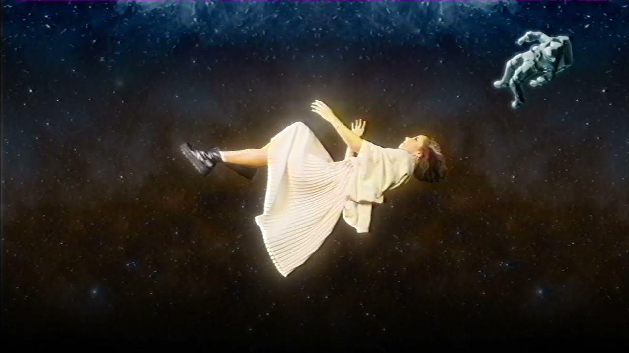 KT Tunstall - I Am The Pilot (Official Music Video)