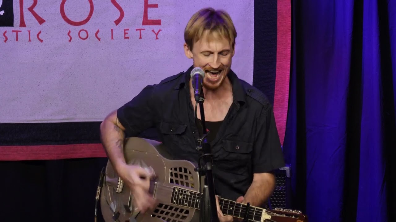 Eli Cook performs &ldquo;Bear Creek&rdquo; at The Black Rose Acoustic Society