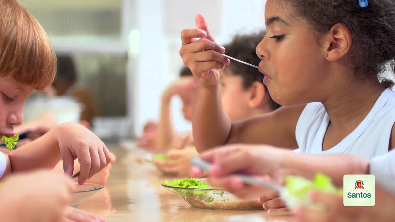 Cardápio da merenda escolar respeita a necessidade de cada idade