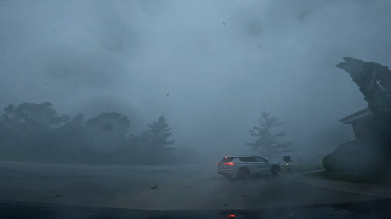 Severe Thunderstorm near Chatham, ON - June 24, 2025
