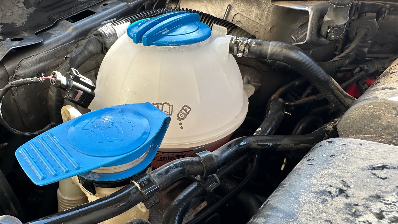Golf 6 Radyatör Yedek Su Deposu Değişimi 