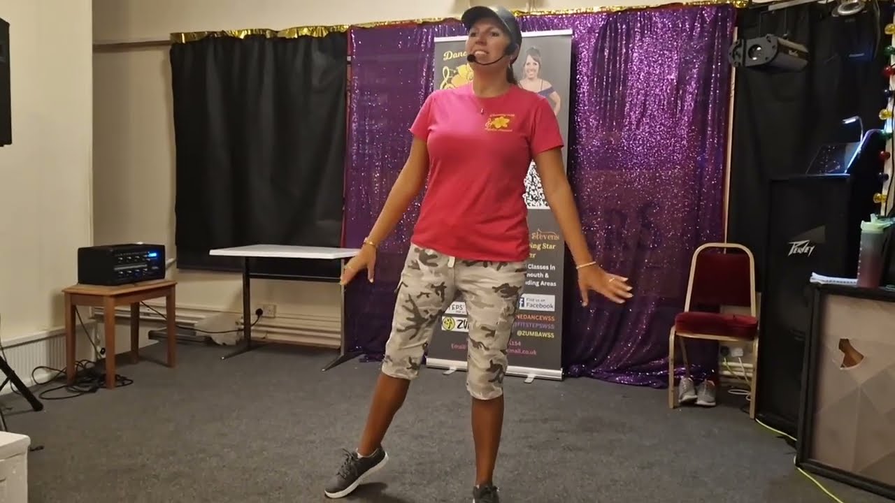 I Oughta Know Better Line Dance (Quick Teach) by Sophie Stevens & Daniel Destunder