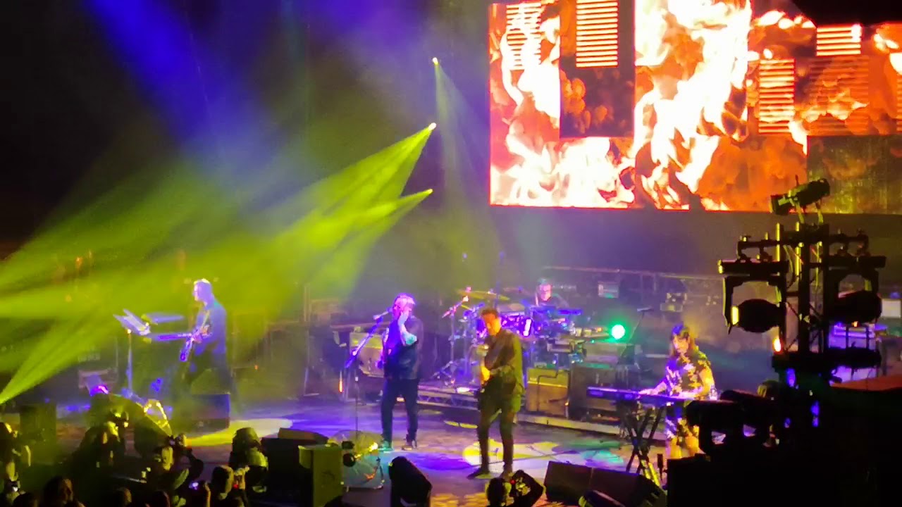 New Order - Regret, Tempodrom Berlin 7th October 2019