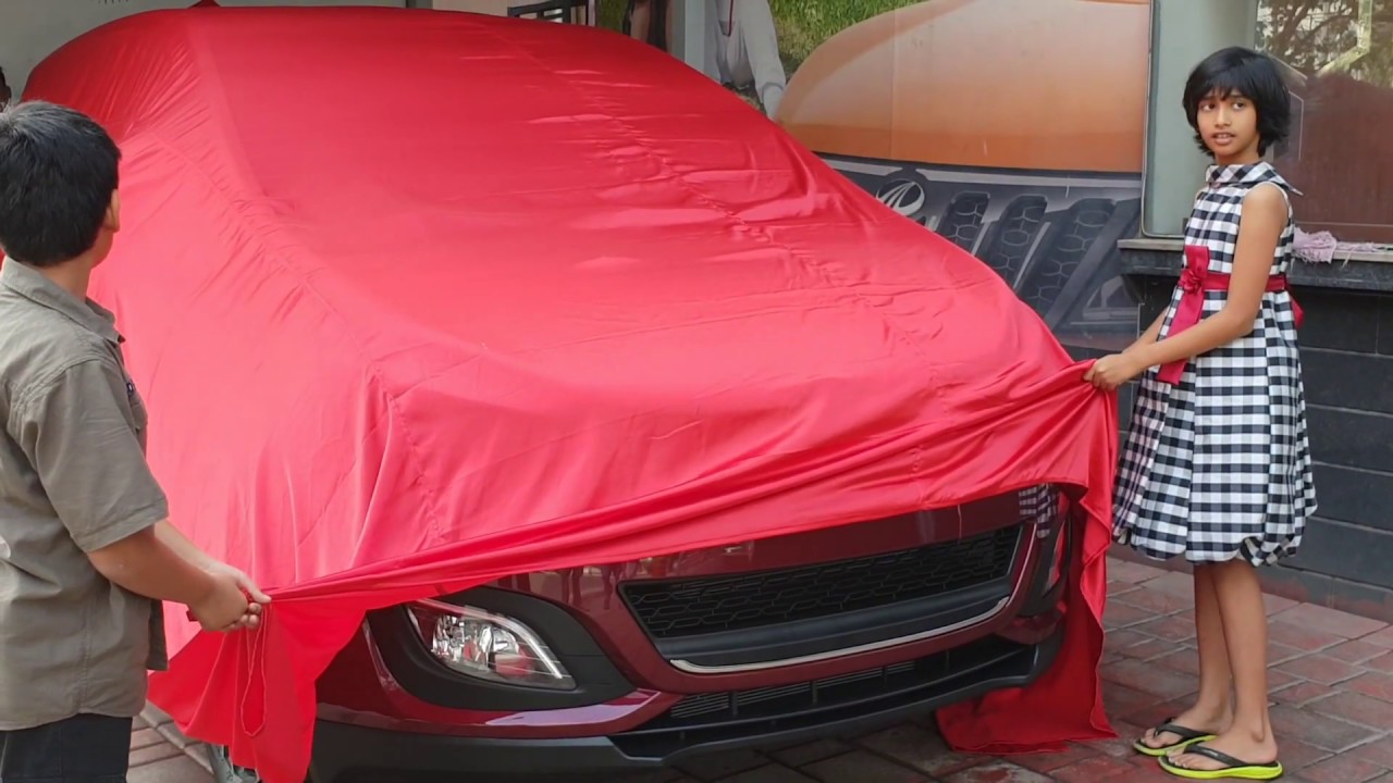Uncovering and Taking Delivery of Mahindra Marazzo|Key Handover,Exterior,Interior&Driving
