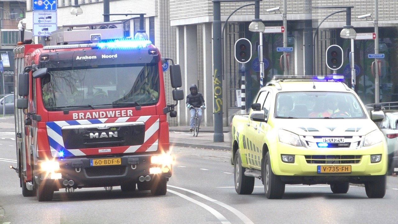 Diverse Hulpdiensten met spoed in Arnhem naar verschillende meldingen!