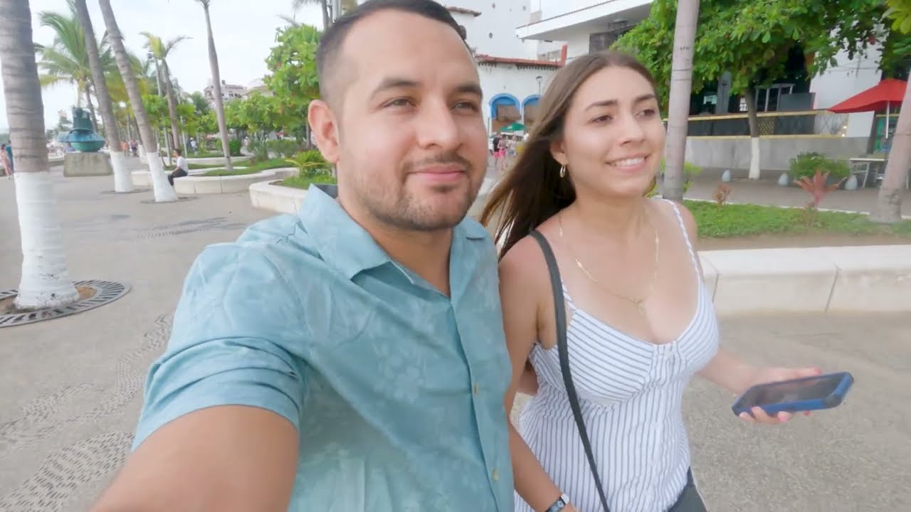 MALECÓN DE PUERTO VALLARTA 🟣ESCULTURAS y más - Un viaje Más✈