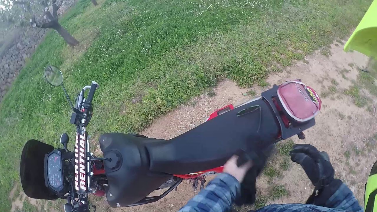 HONDA NX 650 DOMINATOR