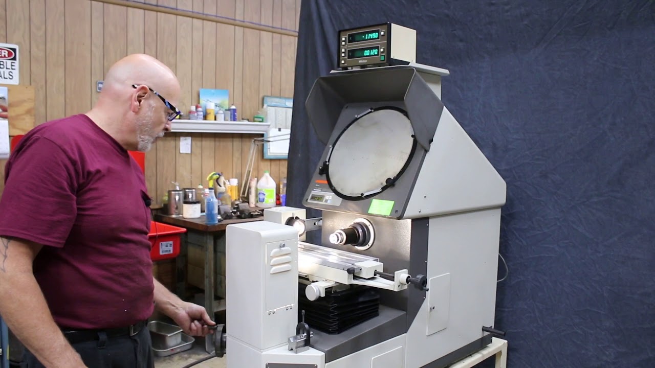 Mitutoyo  OPTICAL COMPARATOR
