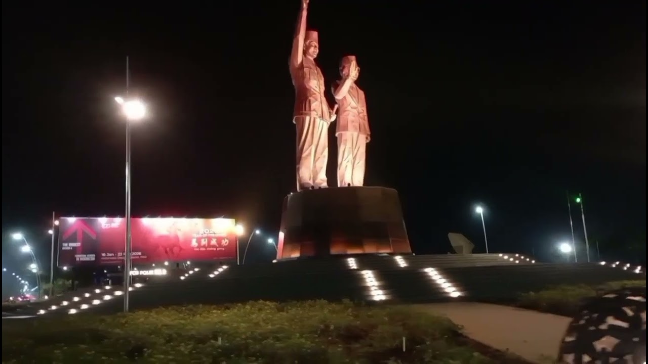 SUASANA MALAM DI PIK DUA TANGERANG BANTEN 