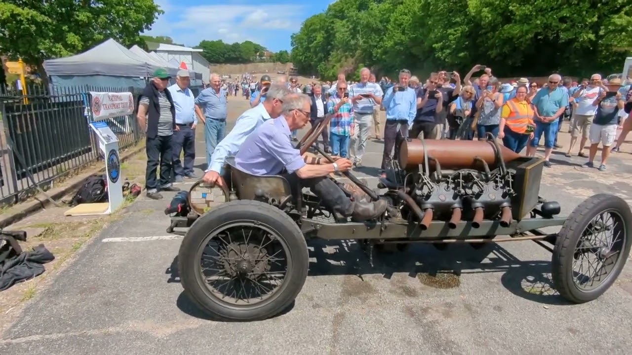 Mark Walker starts 1905 200hp V8 Darracq at Brooklands Centenary of Speed 17/5/22