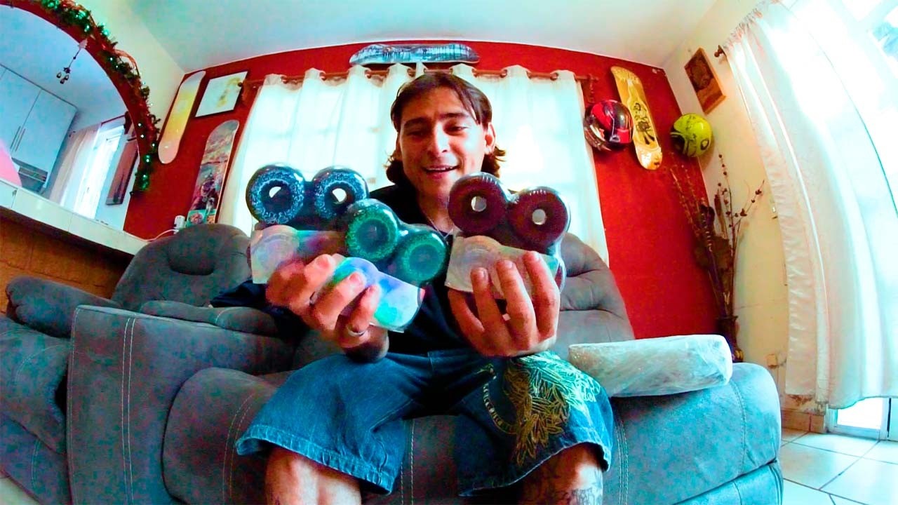 UNBOXING Travel On Wheels, No Plaza & Beat Skateboards | EGIIE BOTELLO