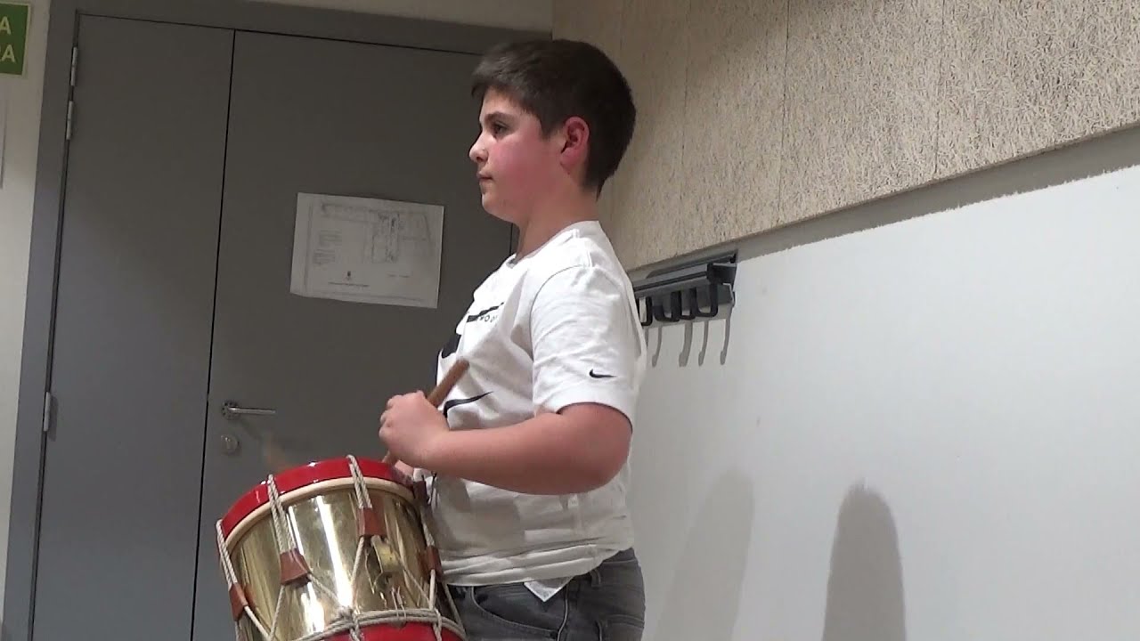 Gaiteros de Estella. Jota de Ochagavía . Alumnos de la Escuela de Música Julián Romano