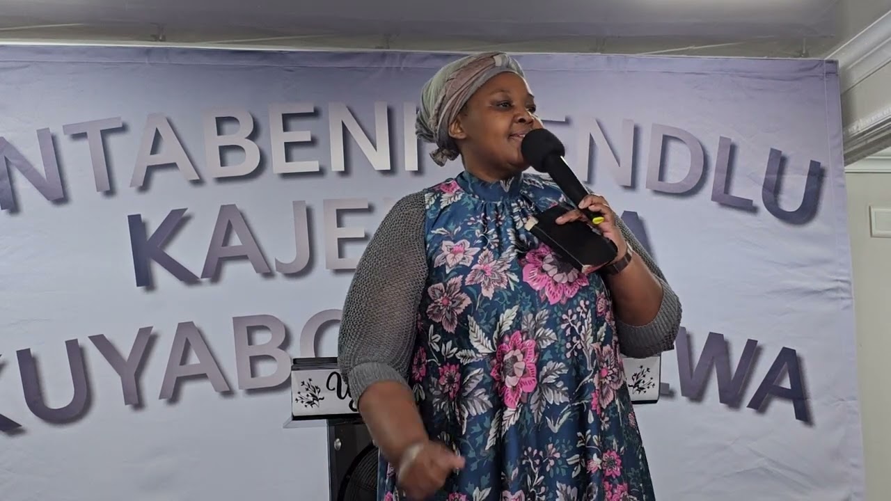 Praise &Worship with Thuli Nsibande  Program Director Sunday Service ENtabeni: UJESU KRISTU UYINKOSI