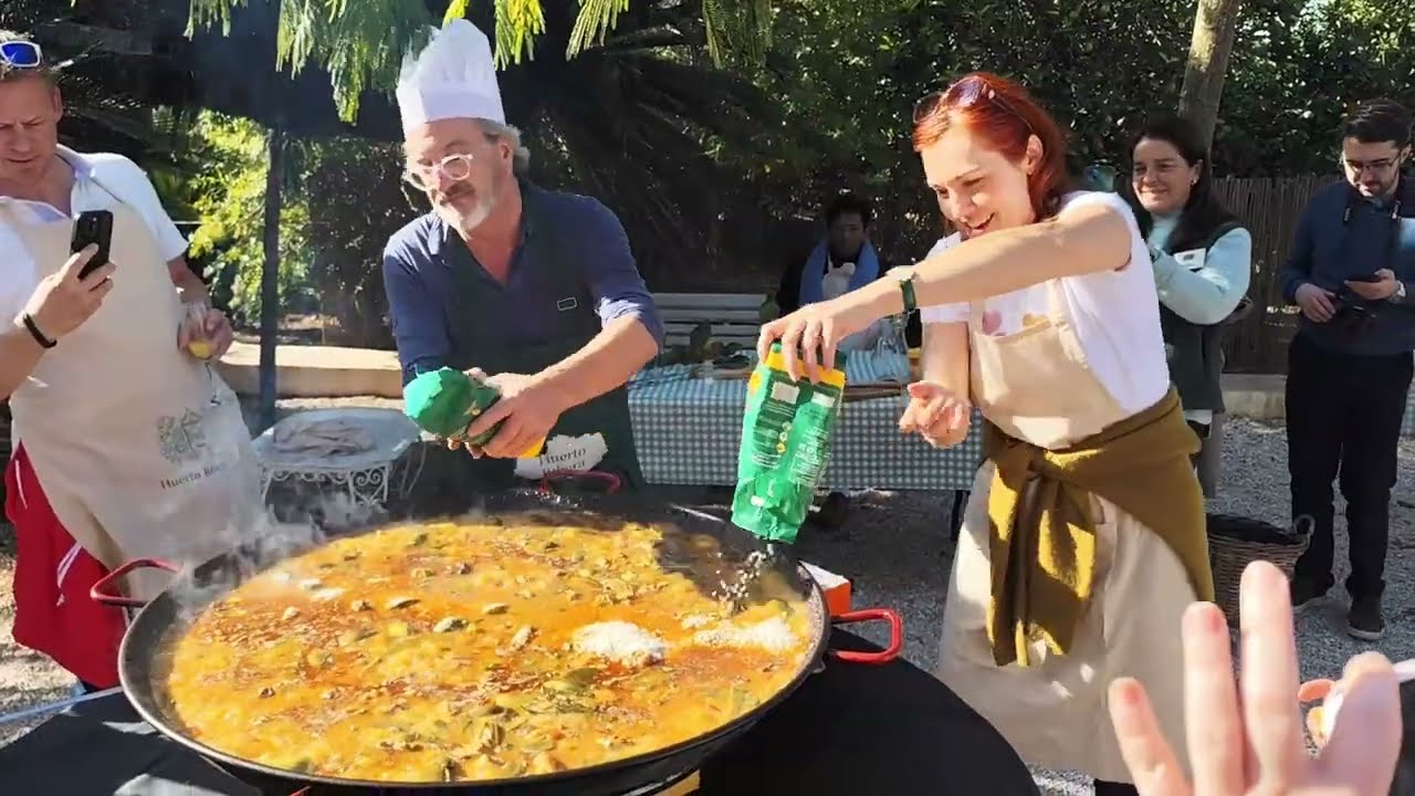 ICMarkTech’25 Cultural Experience, Hands-on Paella Cooking Session