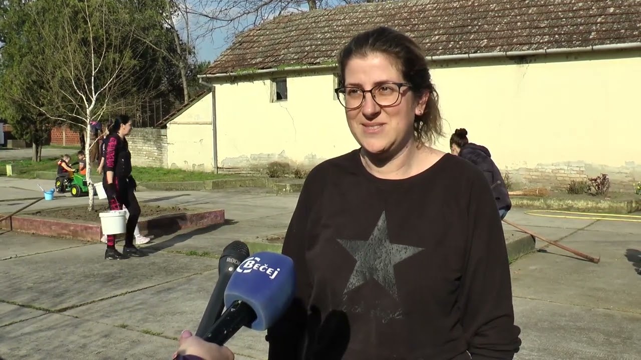 TV BEČEJ: Tridesetak meštana Bačkog Gradišta učestvovalo u akciji uređena vrtića Kockica