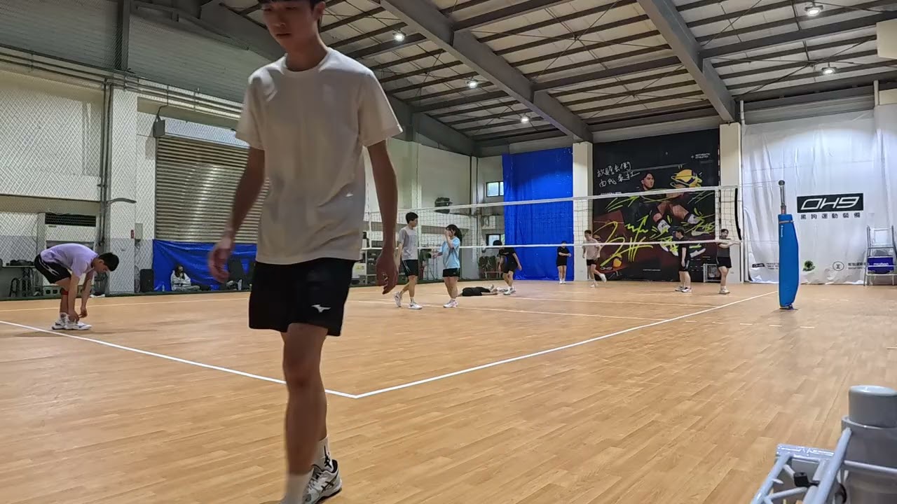 26'0205 追球女網5