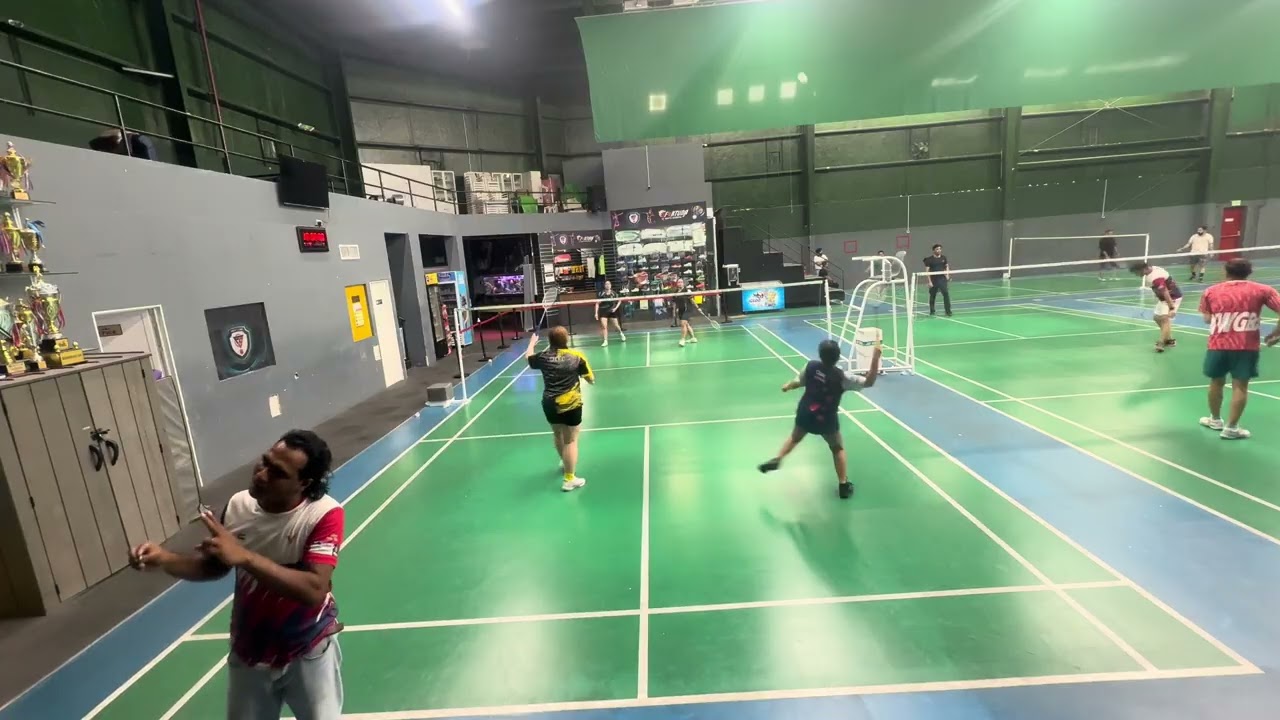 Wendy & Diana Vs Lea & KC
