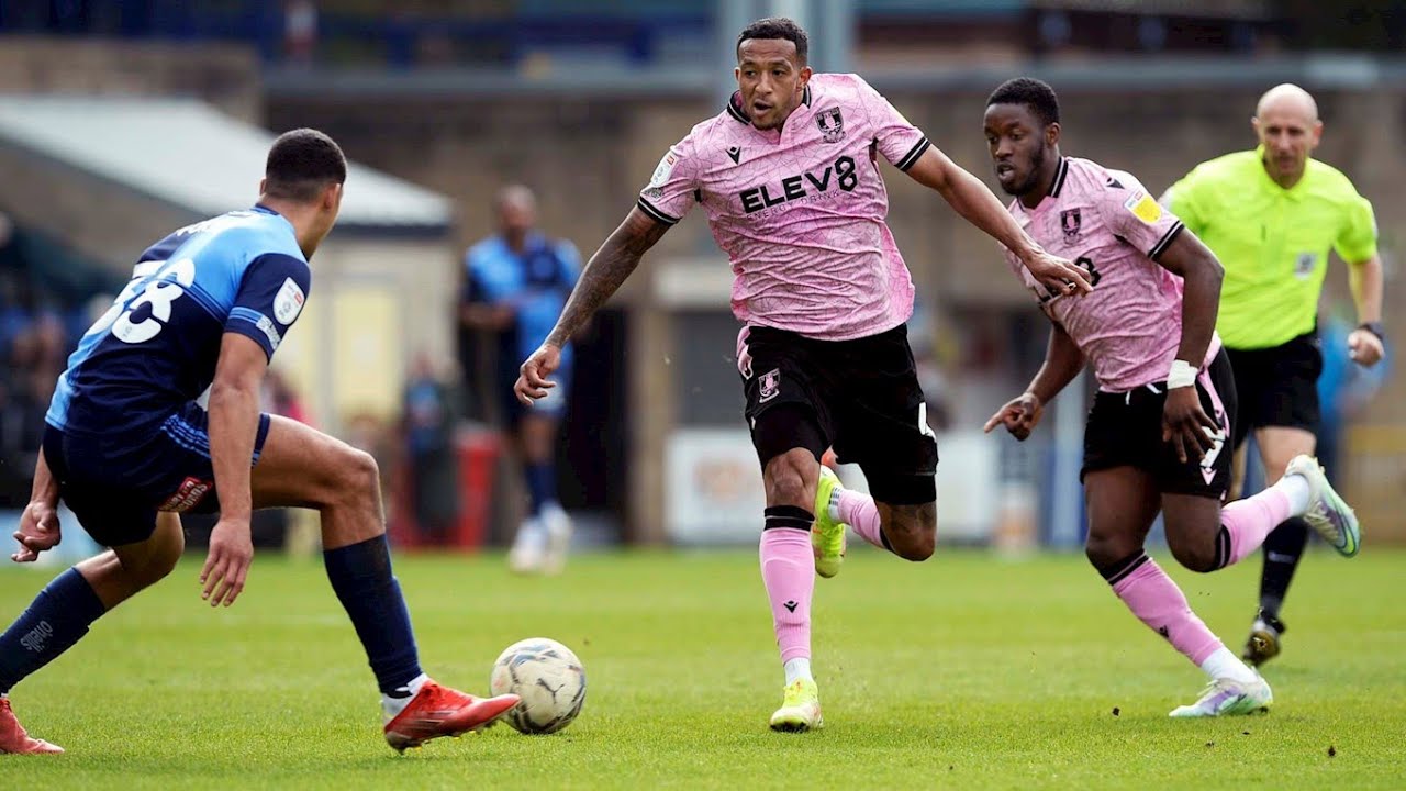Wycombe Wanderers v Sheffield Wednesday | Extended highlights, 2021/22