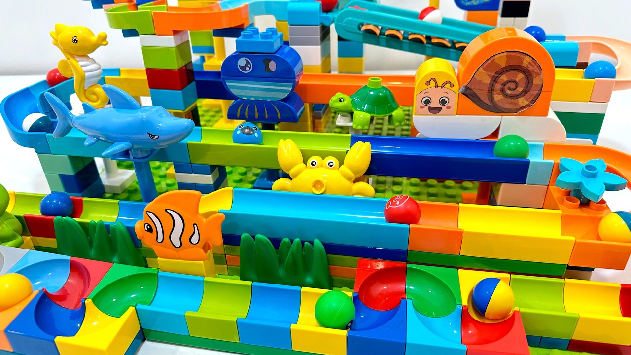 Epic LEGO Duplo Marble Showdown: Ultimate LEGO Sea Animal Arena!