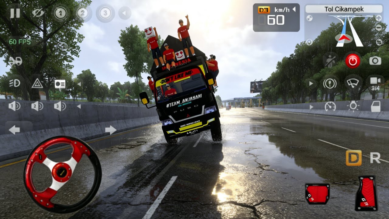 Грузовик болельщика команды Persip резко вилял на платной дороге Чикампек! 😱 Полиция немедленно в...