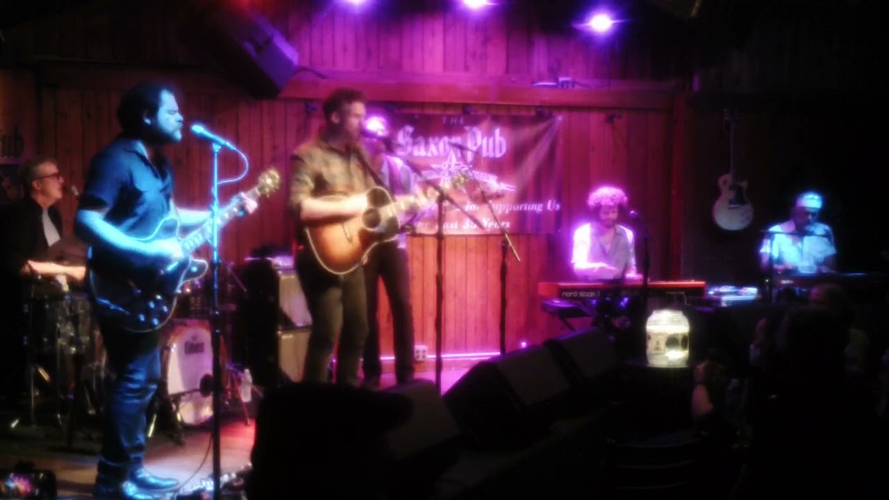 Pat Byrne band at The Saxon Pub 61625
