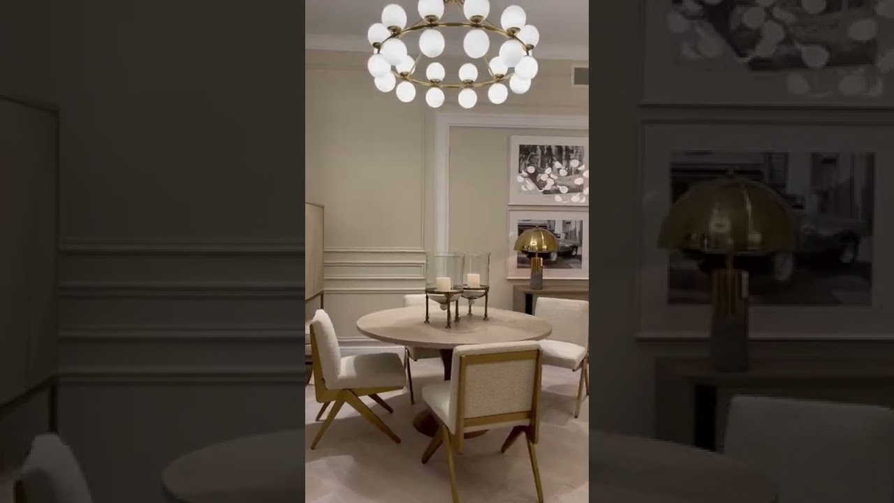 Sala da pranzo di design di lusso moderno e sedie Fico in tessuto boucl&egrave; firmati Eichholtz