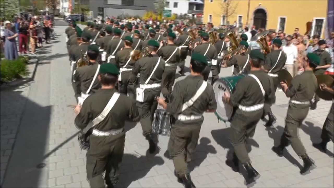 Bundesheer Angelobung in Feldkirchen/D. am 26. 04. 2013