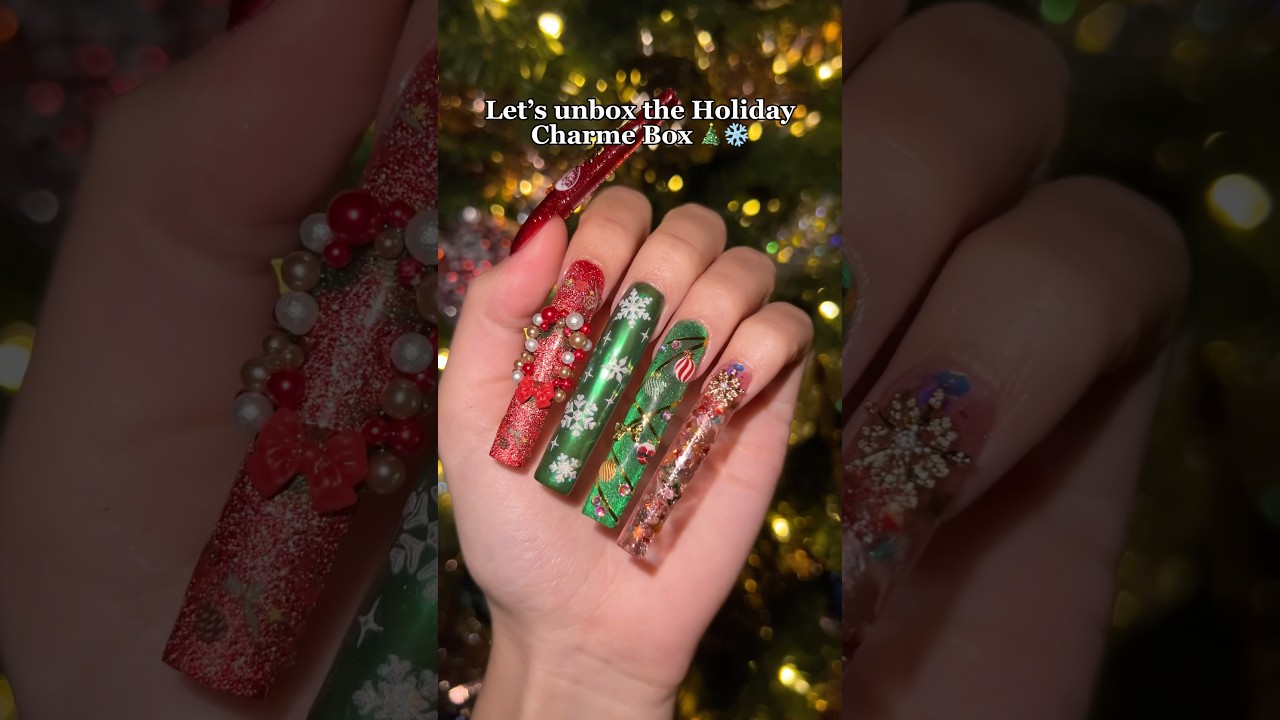 The BEST Holiday Nail Art Subscription Box #subscriptionbox #charmebox #holidaynails #dailycharme