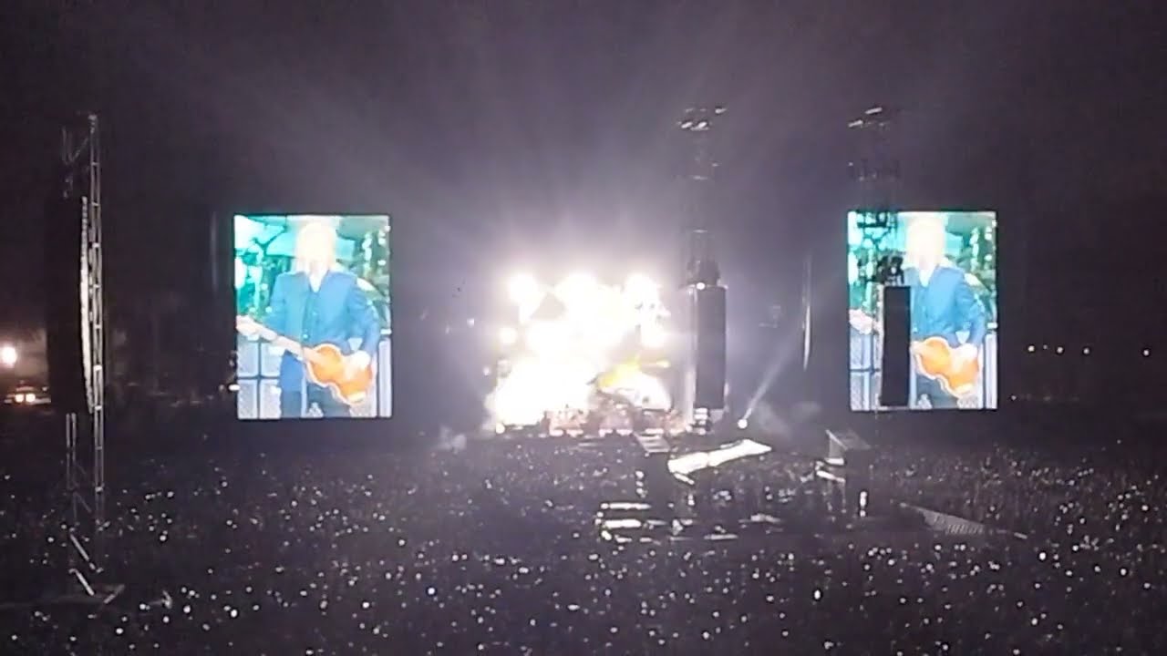 A Hard Day's Night • Paul McCartney en México, 16 noviembre 2023