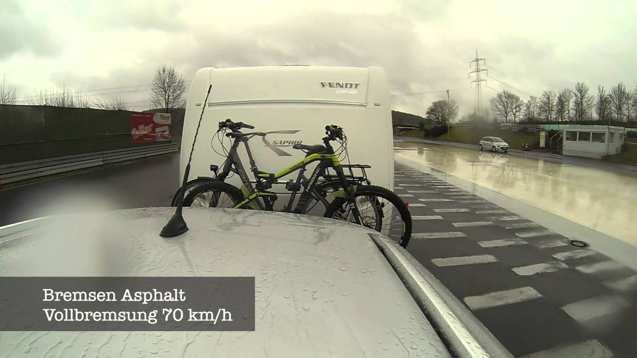 Wohnwagen Bremstest / Thule Fahrradträger auf Deichsel