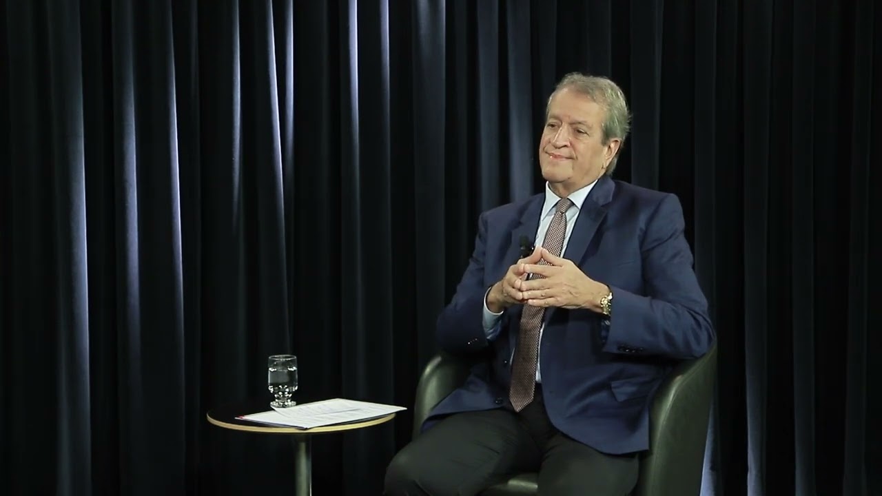 Entrevista do presidente Valdemar Costa Neto ao UOL Entrevista