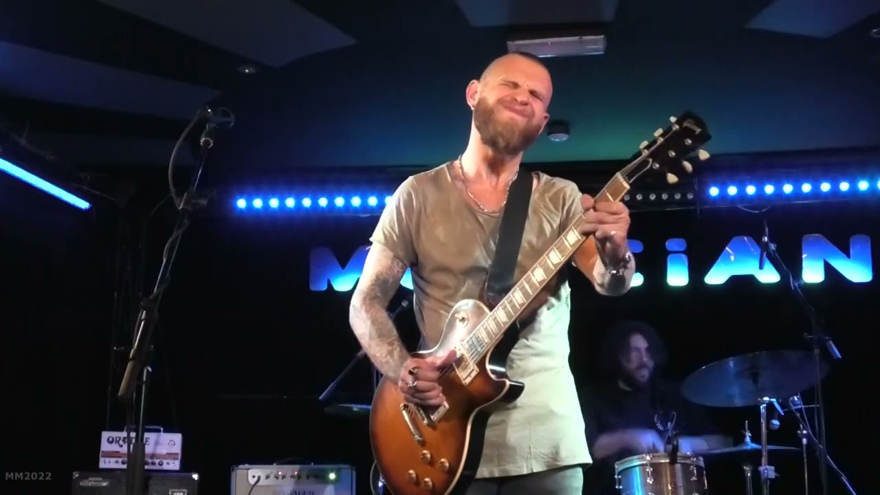 Ben Poole - Dirty Laundry [Live at The Musician, Leicester, U.K.] 13/10/22