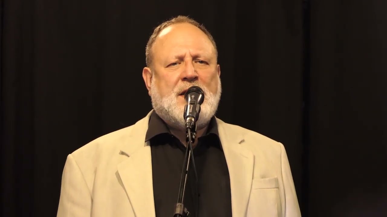 Александр Мирвис 