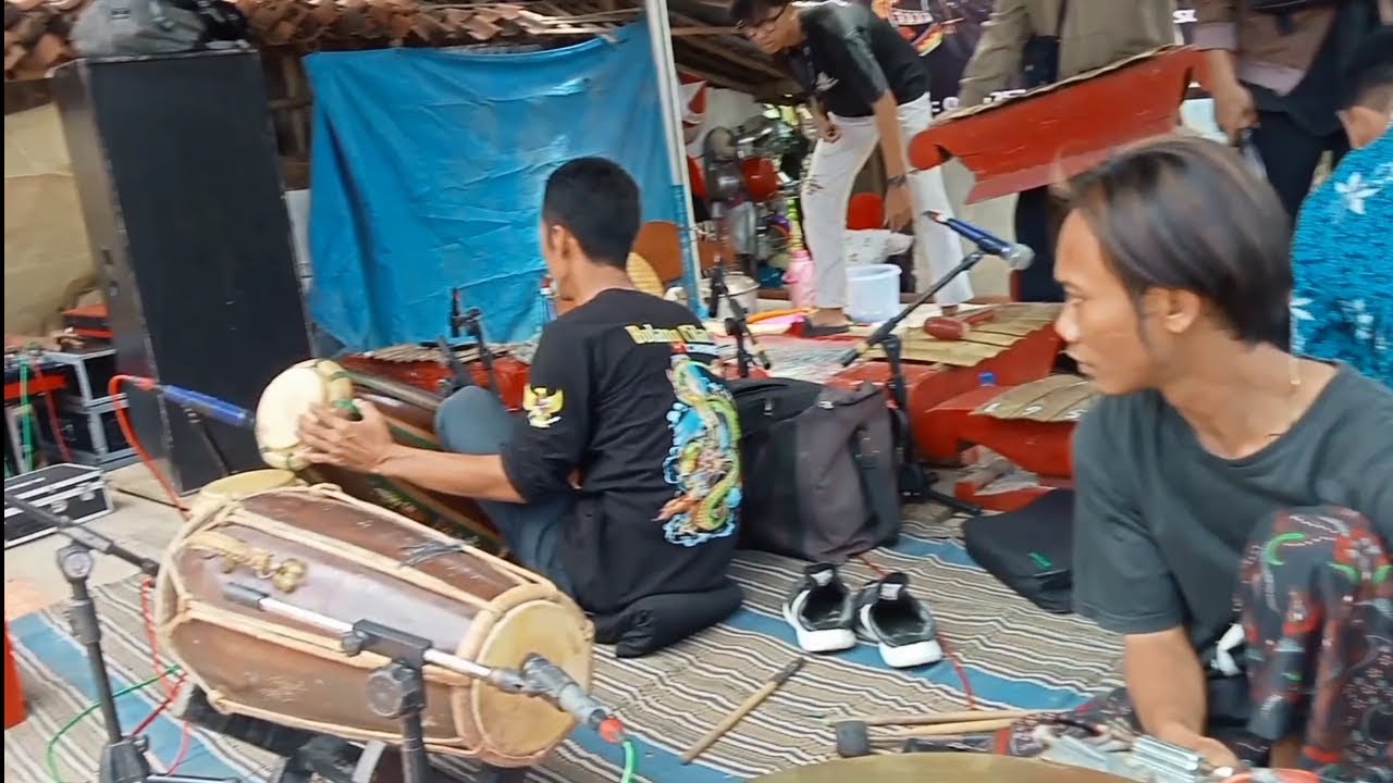 cek kendang Heri peye live ebeg mekar Rahayu