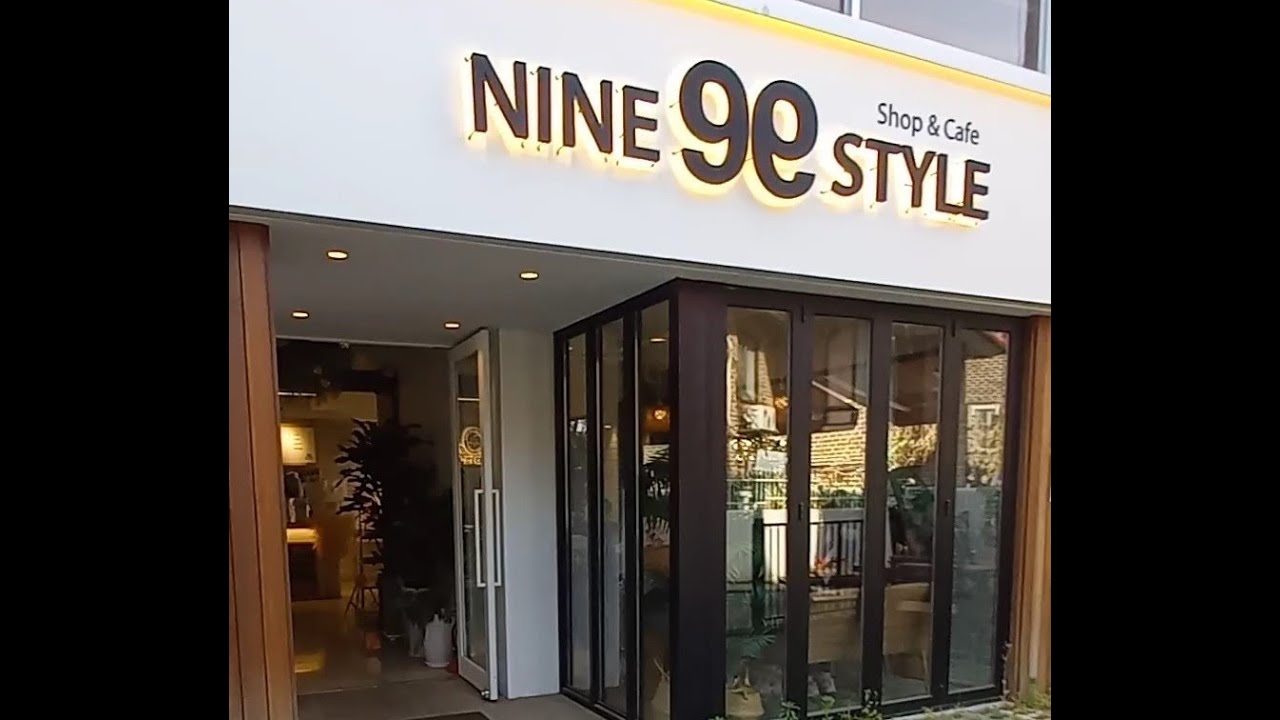 A dolly date to the Nine9style cafe!