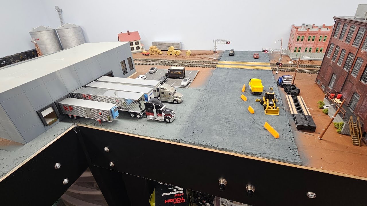 Building Industrial Avenue on the HO Scale Layout