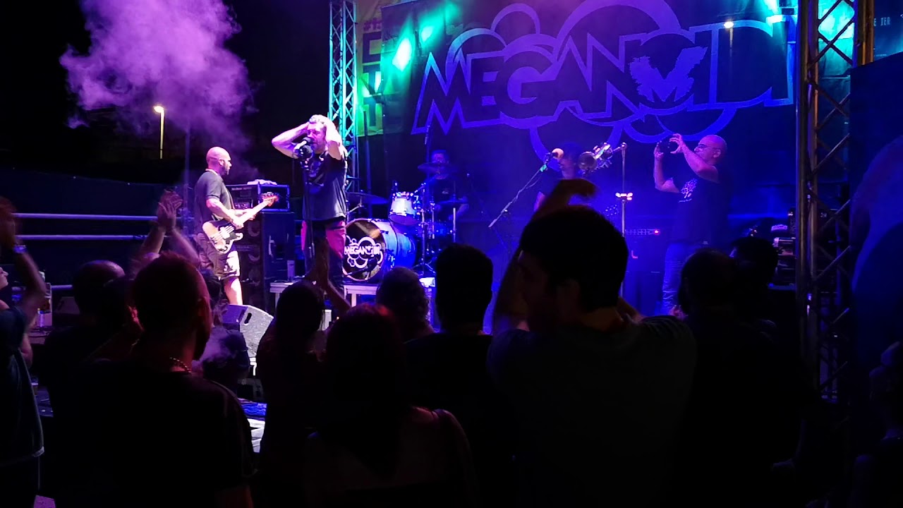 Meganoidi - Zeta Reticoli (live @'Na Cosetta Estiva Roma)