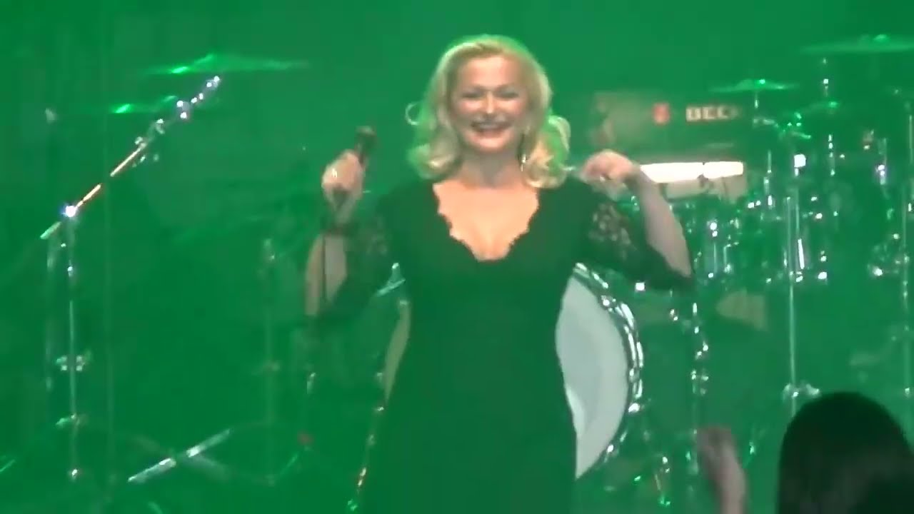 Sanja Djordjevic - Mutivoda - Live - (Koncert u Cacak 20.11.2014.)