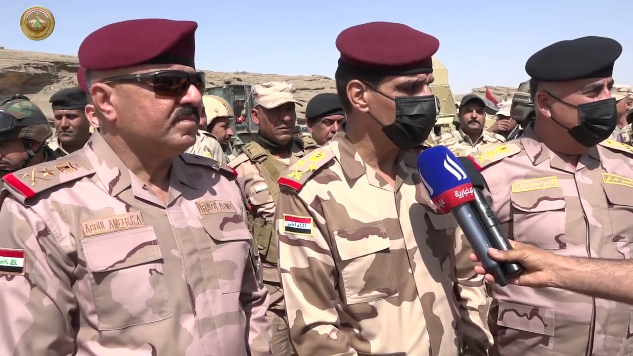 رئيس أركان الجيش يتفقد القطعات المشاركة في عملية ملاحقة العناصر الإرهابية في سلسلة جبال حمرين