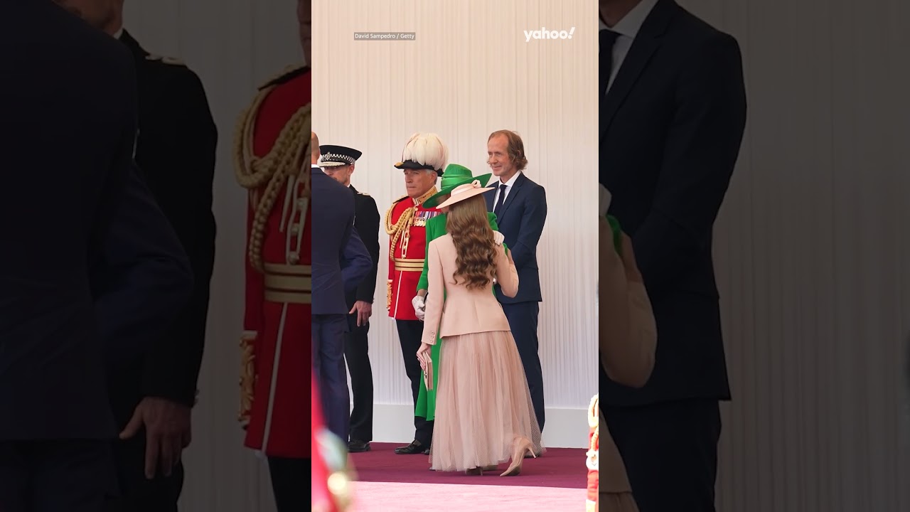 Kate Middleton's iconic fashion statement during meeting with French President | #yahooaustralia