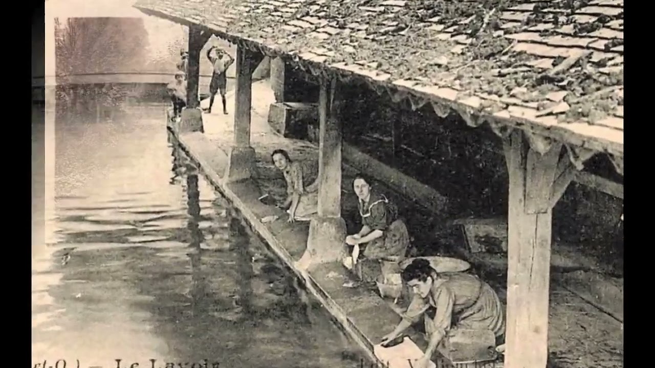 Les lavoirs du Val d'Oise en cartes postales ( 2m30 )