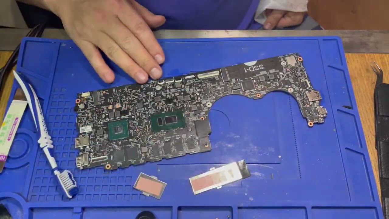 Ремонт залитый Xiaomi Mi Notebook Air 13'3