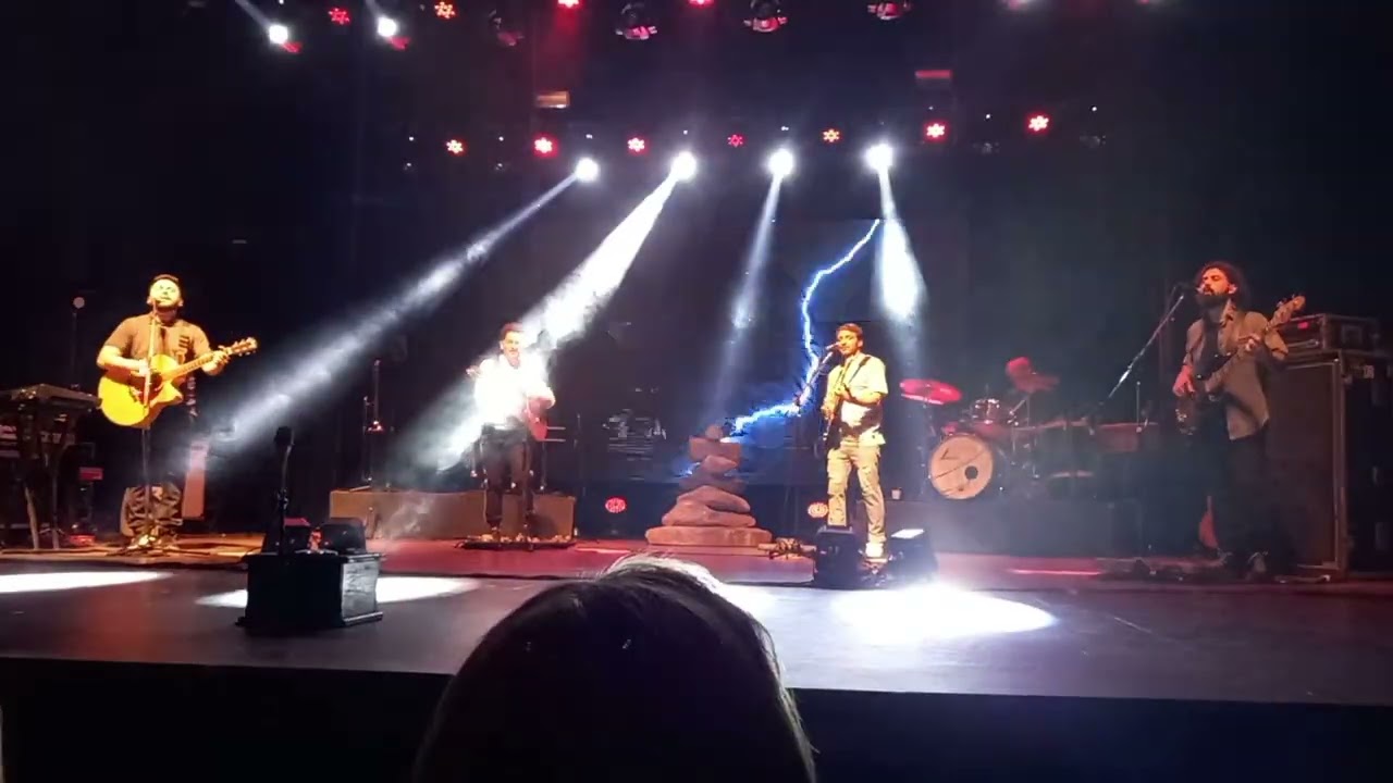 Tan Lejos / Ladran Sancho / Código de Barro - Ahyre