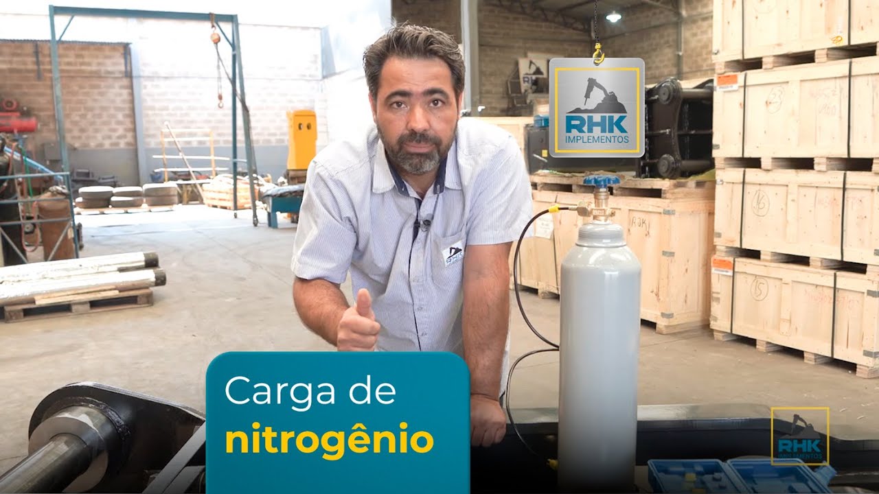 Aferição da carga de nitrogênio em Rompedor Hidráulico