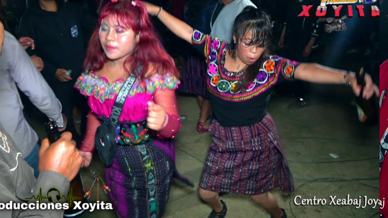 Waaaa Chicas el Negro no puede pero lo suena con Xoyita Musical desde Xeabaj Centro 30 0ctubre 2025