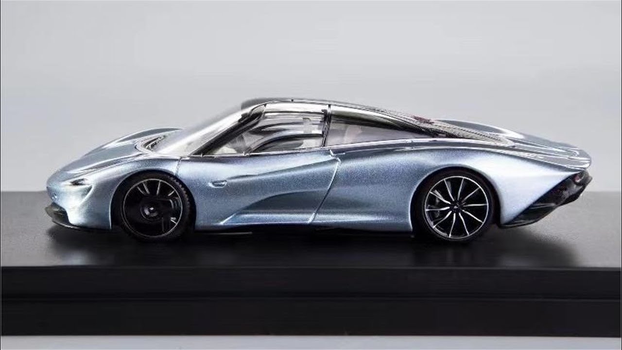 LCD McLaren speedtail ice blue，1/64 car model